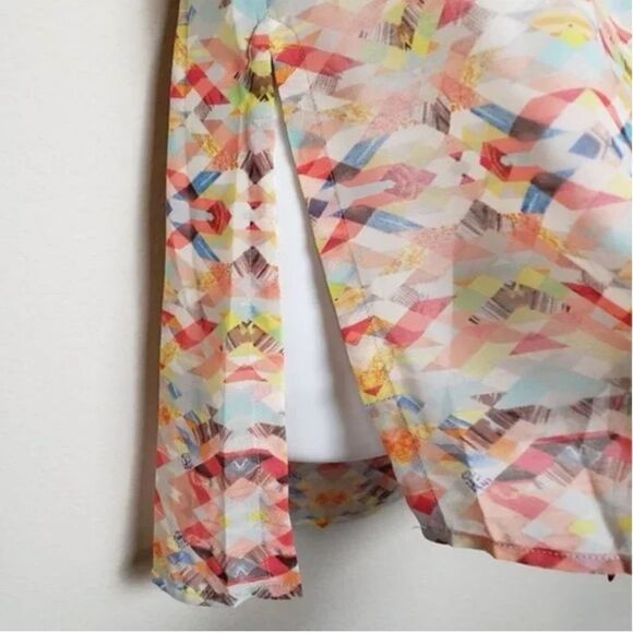 Cabi Avery multi colored sleeveless Aztec top - Picture 6 of 8